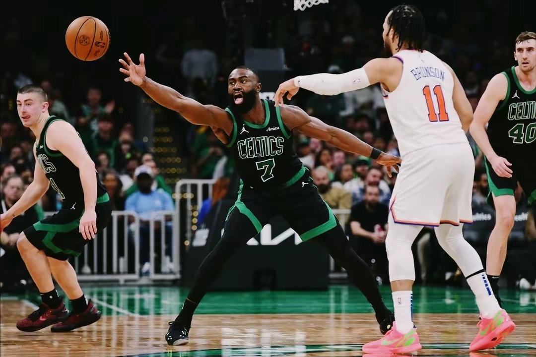 开云手机版赛前体能课后，波士顿凯尔特人回应争议备战NBA季后赛，赛场秩序良好，球探报告显示潜力的简单介绍